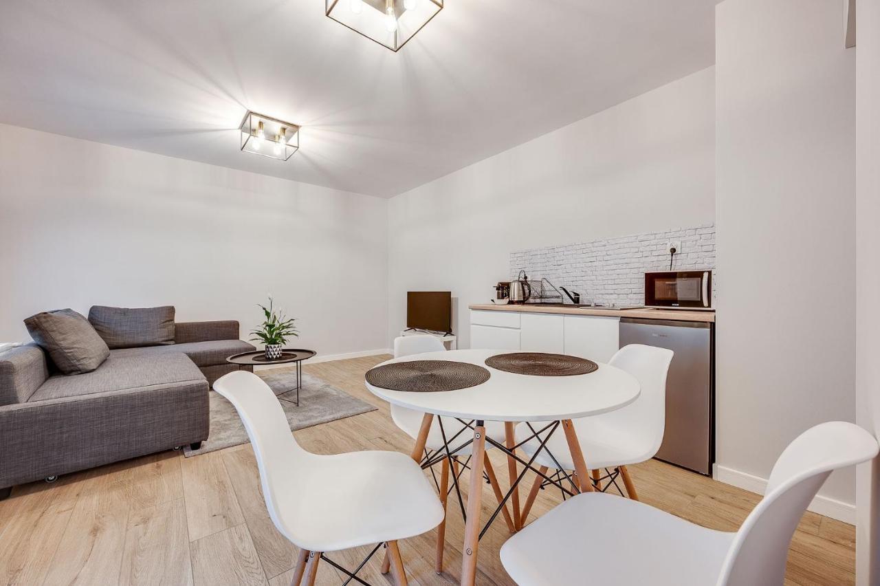 ריבניק Central Platinum Apartments 23 מראה חיצוני תמונה
